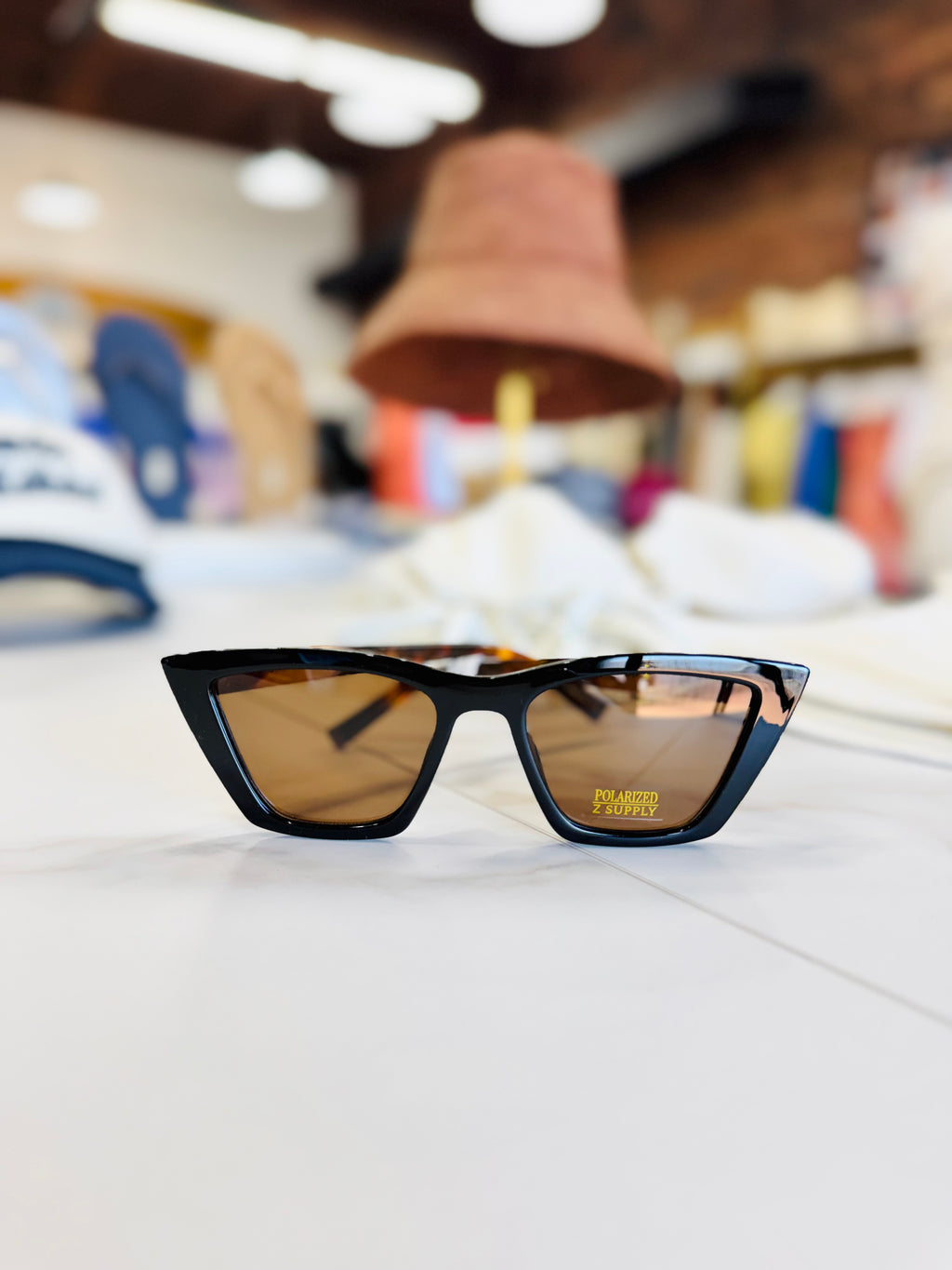 Vila Black Tort Brown Polarized