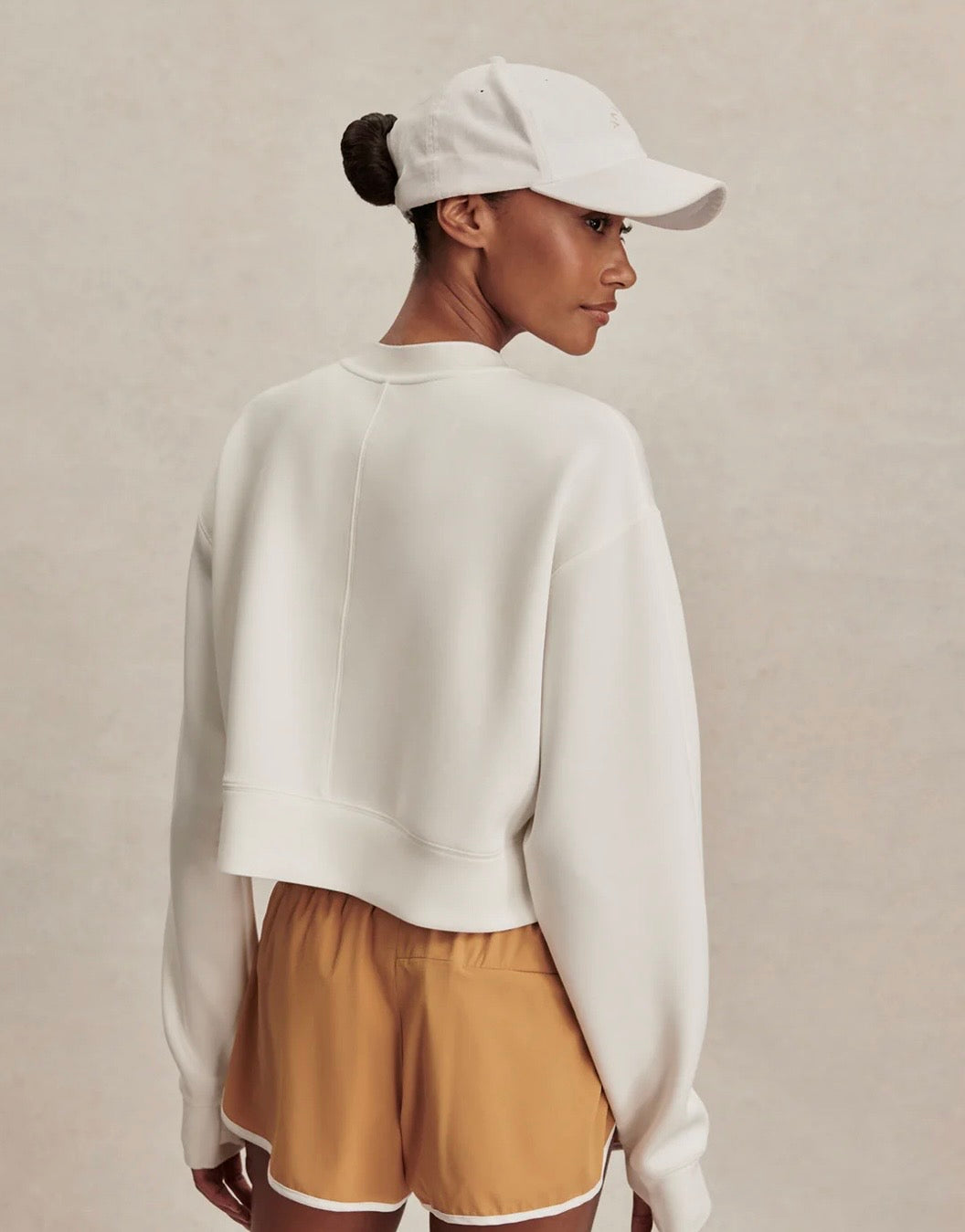 Tasmin Cropped Sweat - Snow White