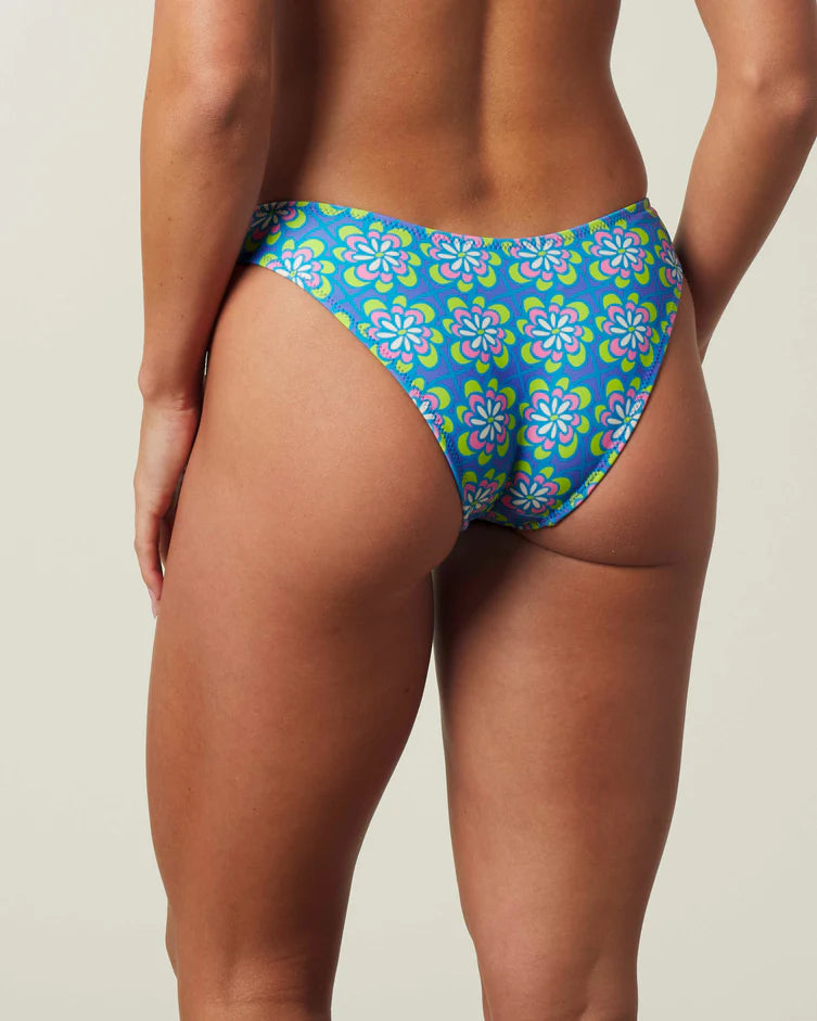 Poolside Classic Bottom