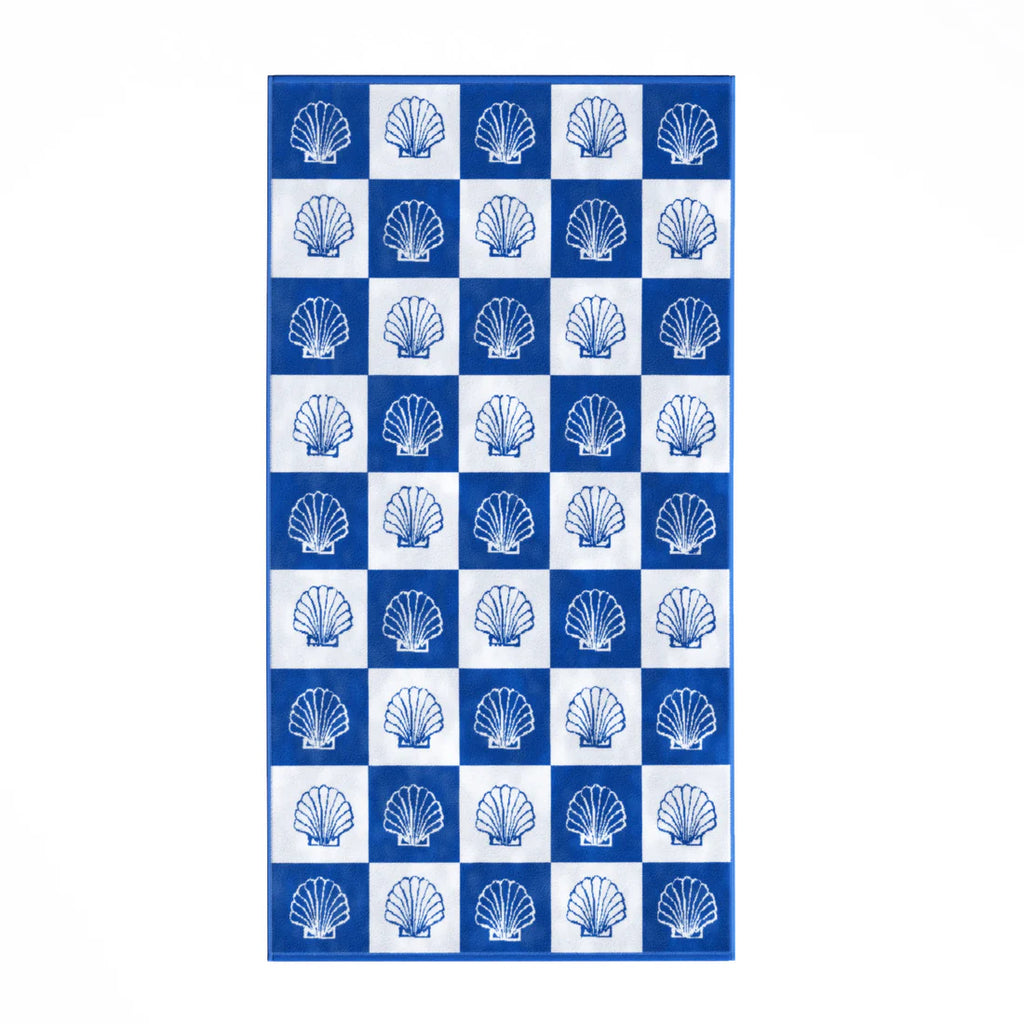 Oversized Retro Beach Towel in Checkered Seashell