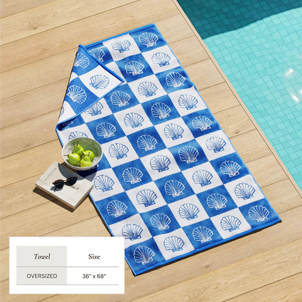 Oversized Retro Beach Towel in Checkered Seashell